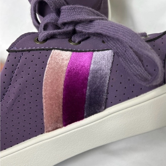 REVITALIGN women’s orthopedic athletic trainers leather size 10D Preppy Casual - Picture 7 of 10